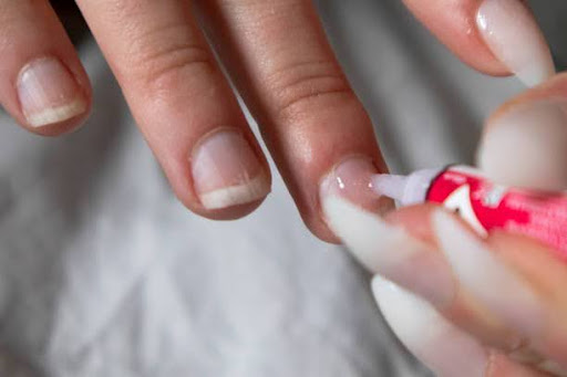 How to Remove Glue-on Nails Safely